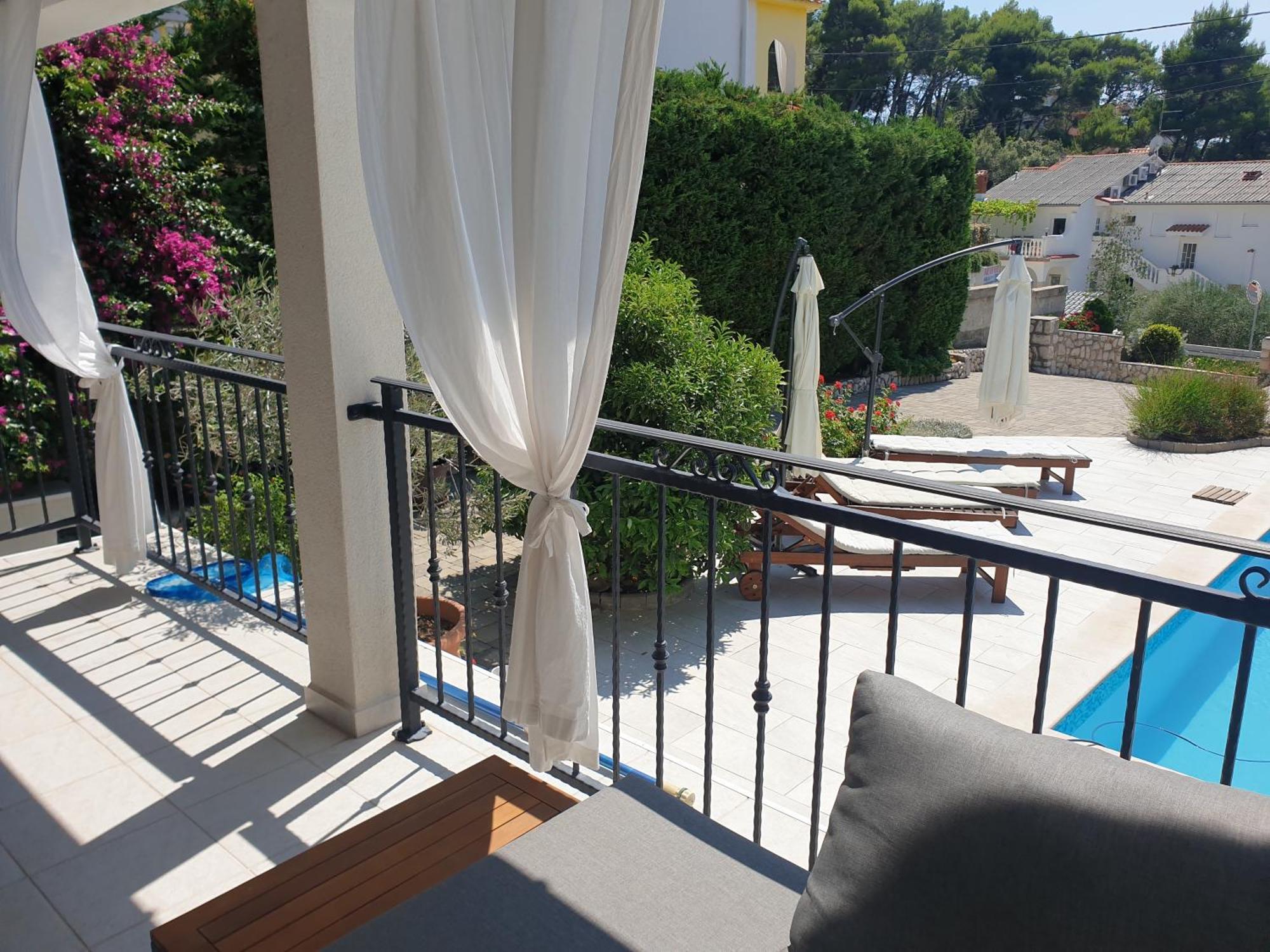 Villa Bella Banjol Екстериор снимка