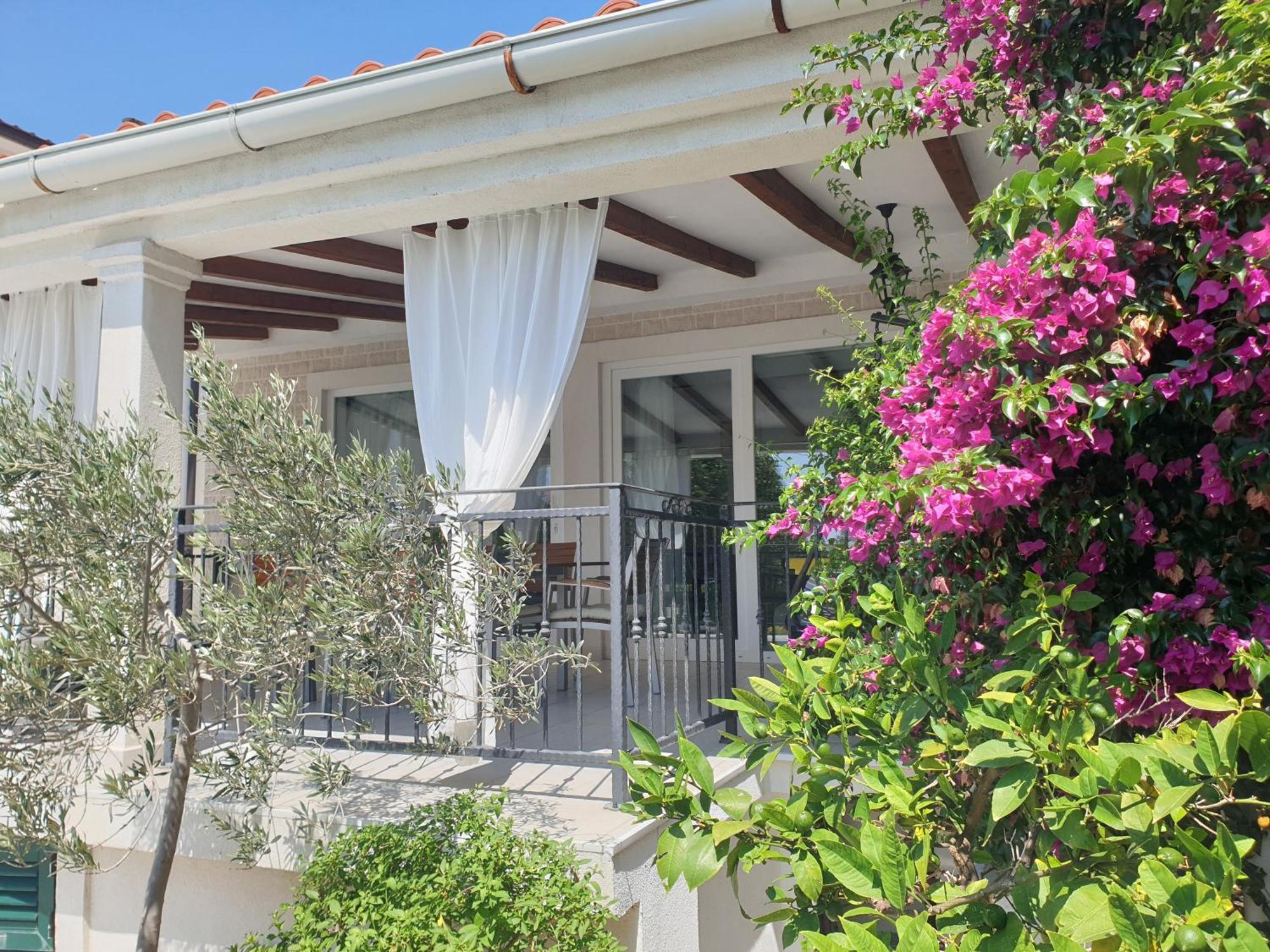 Villa Bella Banjol Екстериор снимка