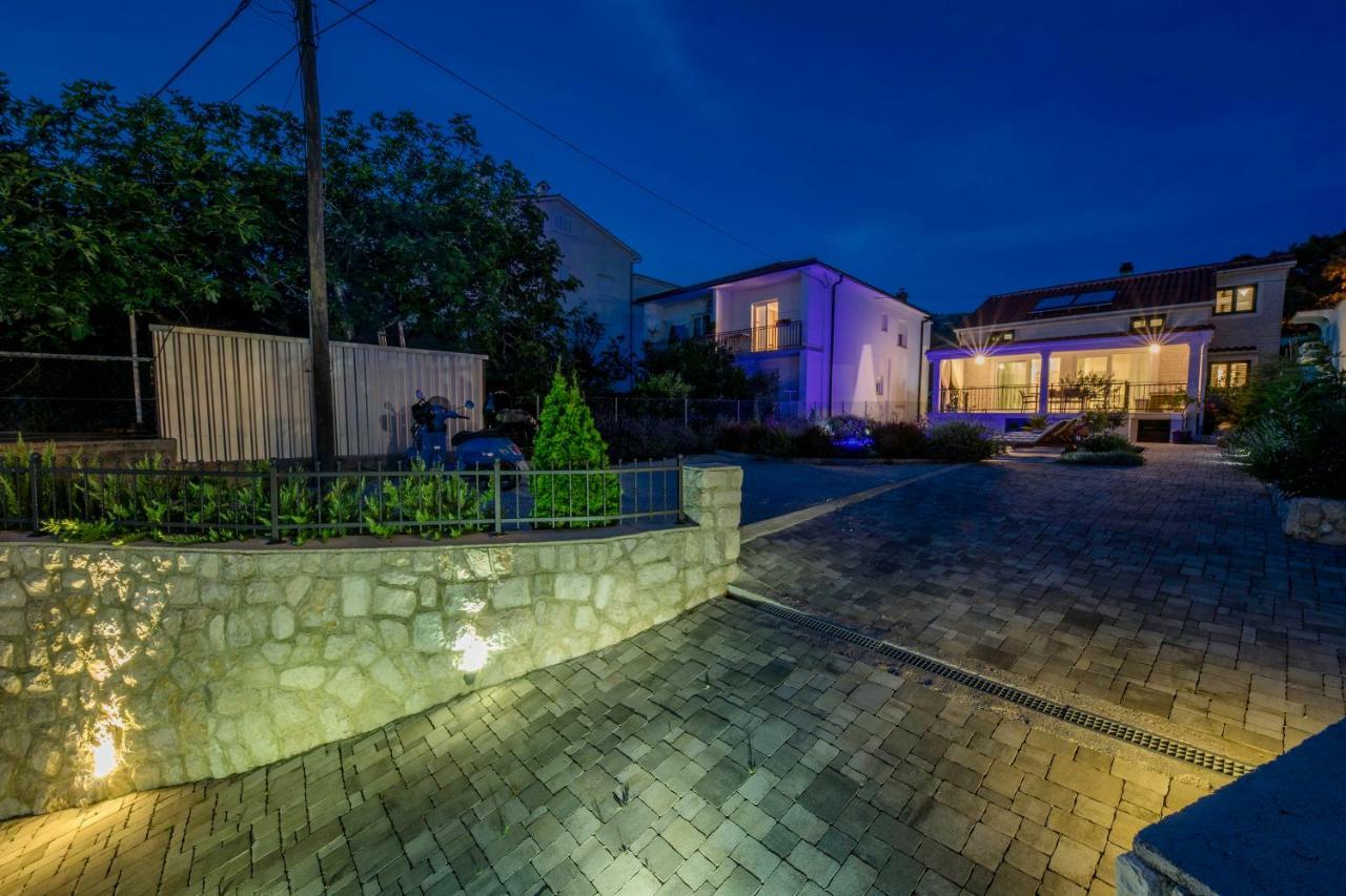 Villa Bella Banjol Екстериор снимка
